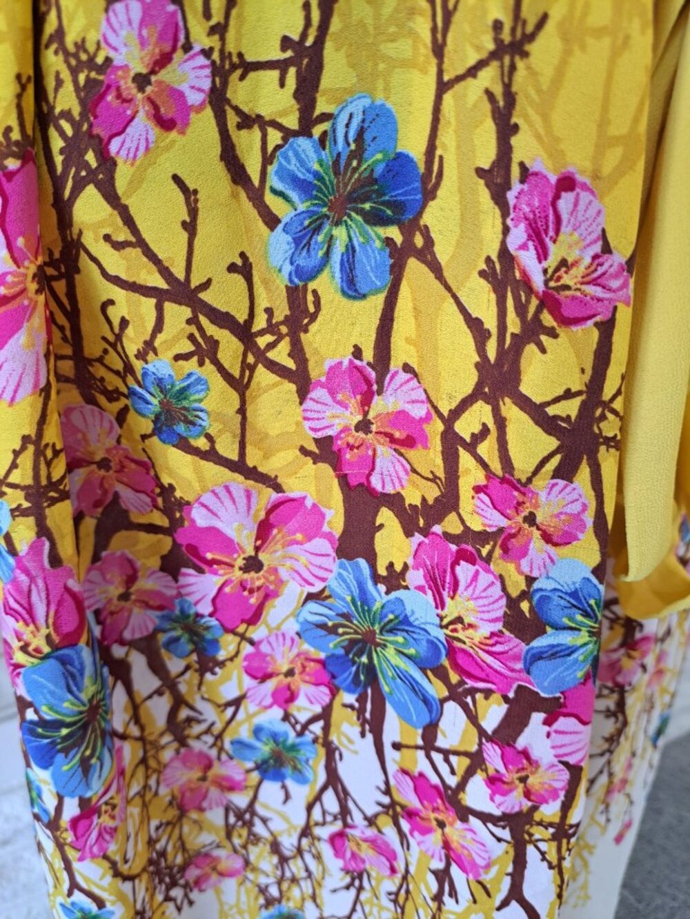 VtgThu Silk Yellow Floral Kimono Robe Belt Chiffon Womens One Size Fits Most - Picture 4 of 8